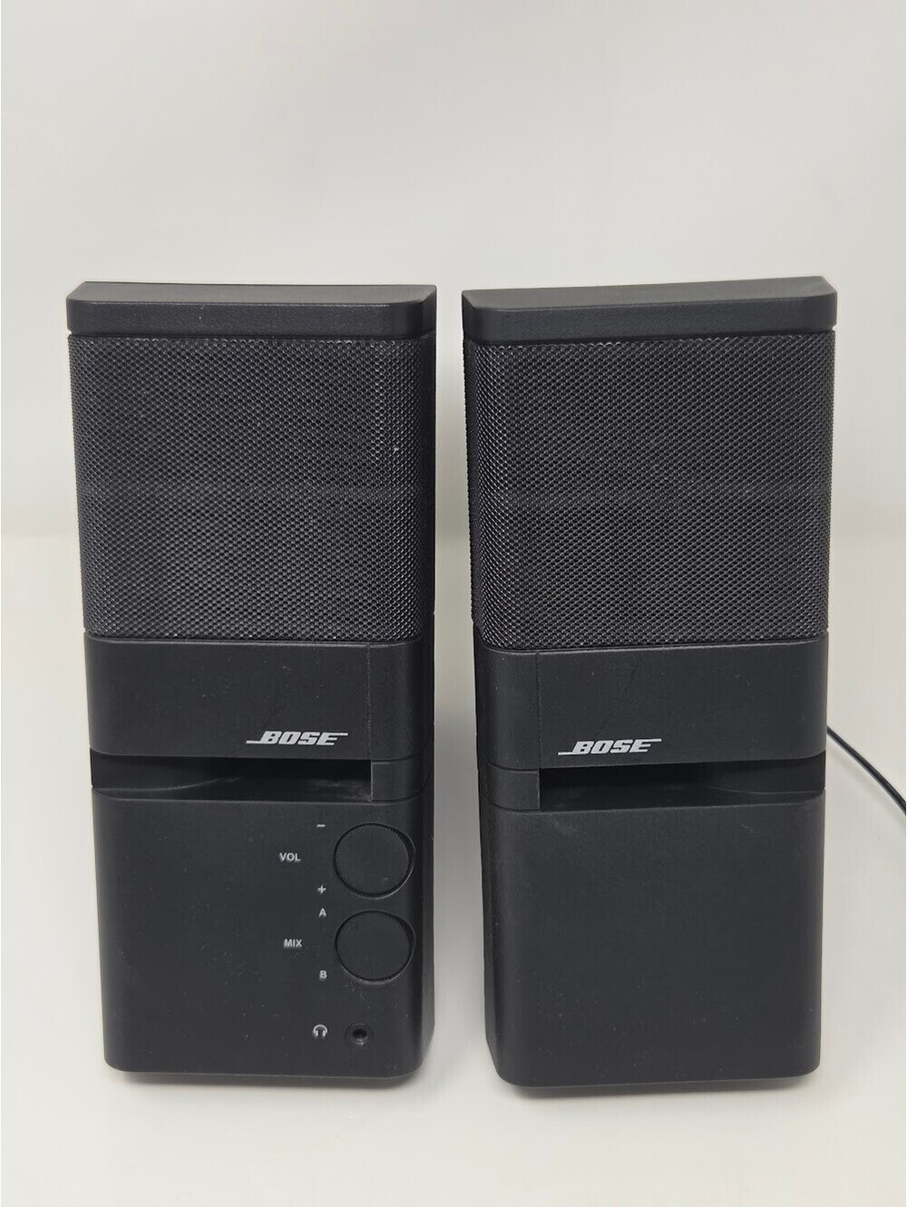 Bose MediaMate Computer Speakers Pair Black Stereo Audio System